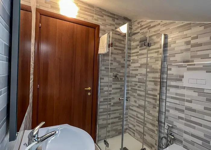 Beb Dragonara شقة *