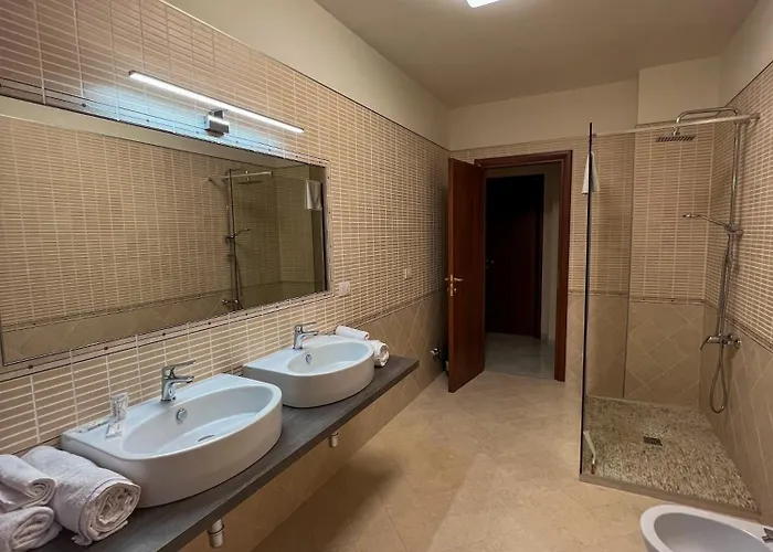 Beb Dragonara شقة *